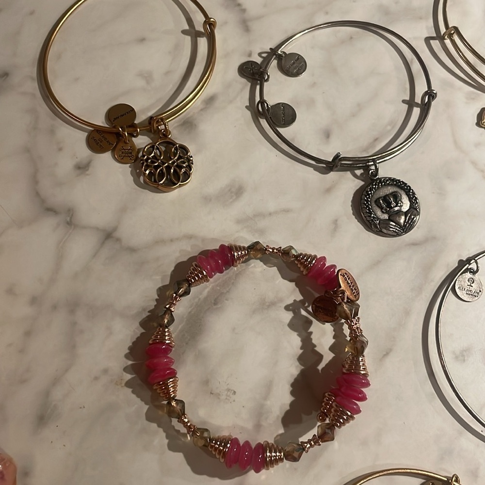 Alex and Ani bracket stack  - 9 bracelets excellent condition - Picture 4 of 6